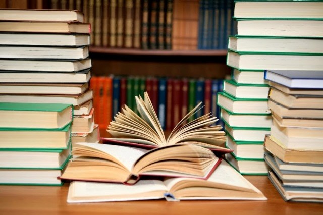 عضویت رایگان در کتابخانه‌های استان یزد