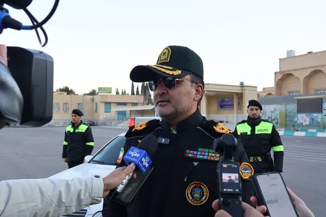 دستگیری زمینخوار میلیاردی تا توقیف خودرو شوتی با ۱۷ تبعه غیرمجاز در یزد دستگیری زمینخوار میلیاردی تا توقیف خودرو شوتی با ۱۷ تبعه غیرمجاز در یزد