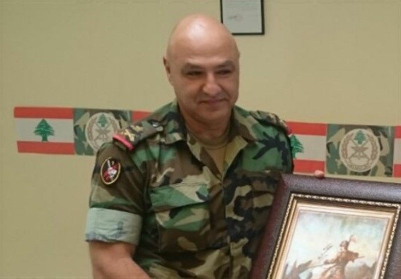 ژنرال عون : ارتش مسئول امنیت تظاهرات‌کنندگان است
