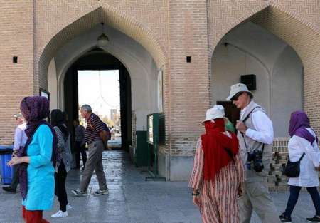 انصراف ۸۵ درصد گردشگران خارجی از سفر به ایران/ ضریب اشغال هتل‌ها به زیر ۲۰ درصد رسید