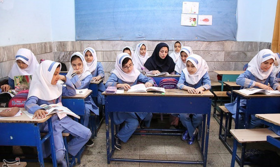 کمبود ۱۸۰۰ معلم در استان یزد