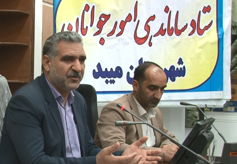 با تشکیل سمنها باید کار را به خود جوانان واگذار کرد