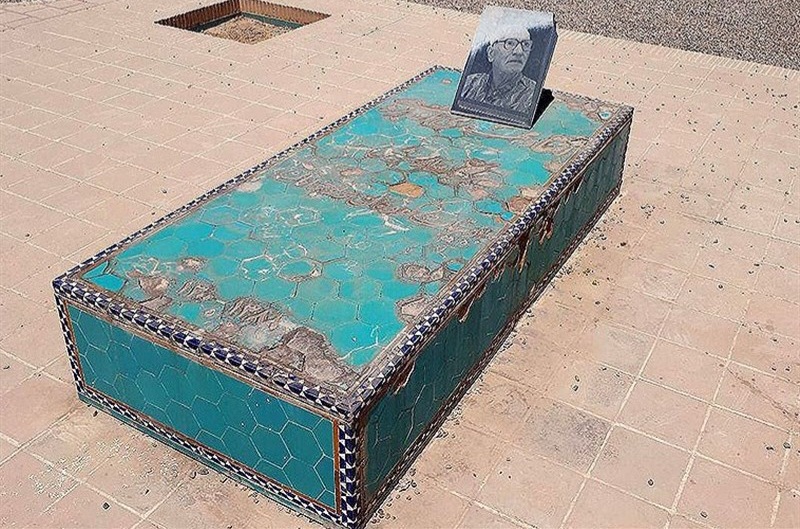 مقبره پدر ادبیات کودک و نوجوان ایران ساخته شد