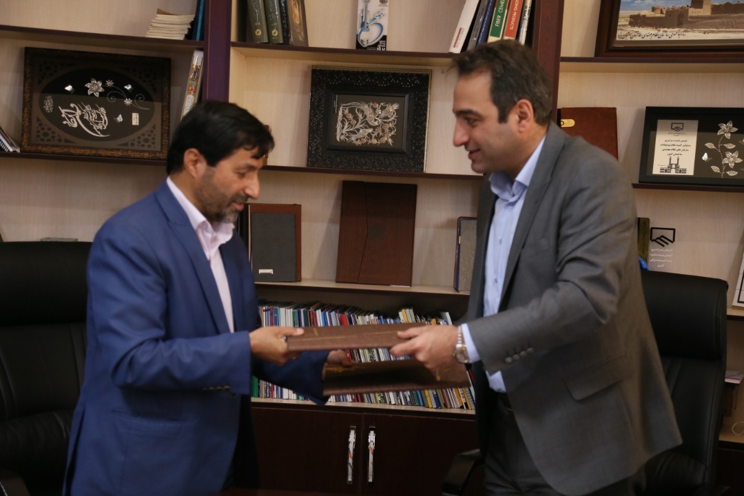 انعقاد تفاهم نامه همکاری سازمان نظام مهندسی یزد و نمایندگی آستان قدس رضوی