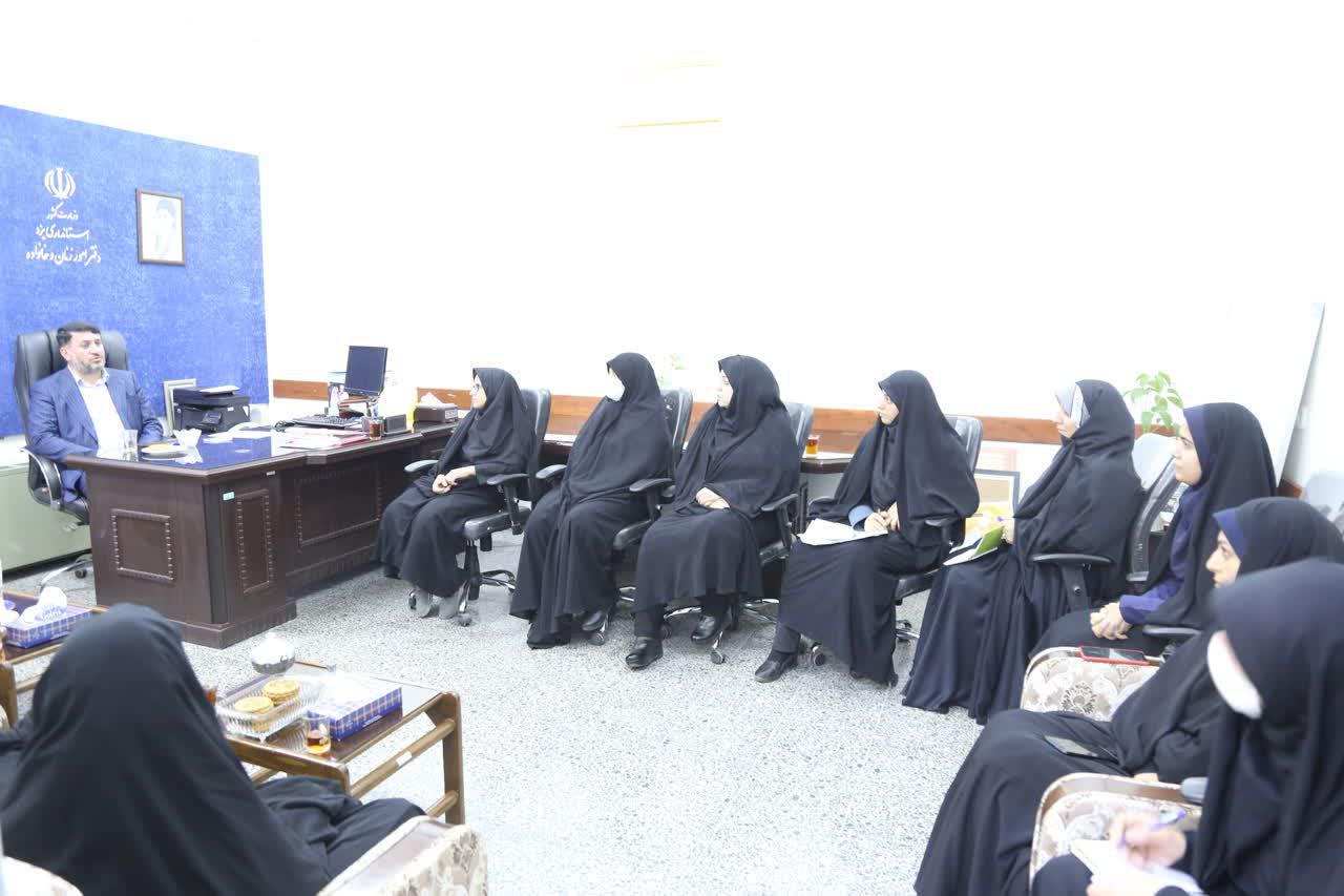 فعالیت ۱۶ هزار نفر از بانوان در ادارات استان یزد