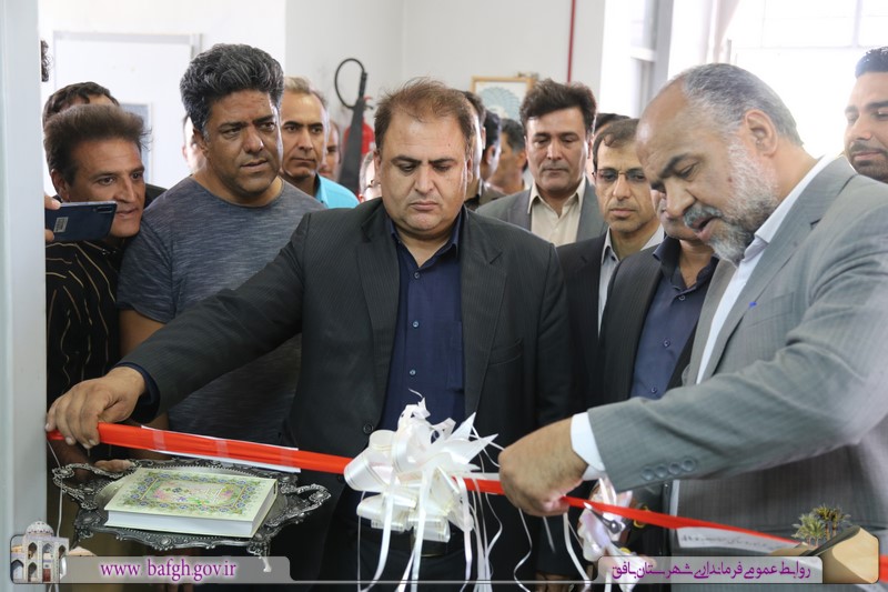 دو پروژه ارتقای شبکه تلفن همراه در روستاهای شیطور و بساب بافق به بهره‌برداری رسید 