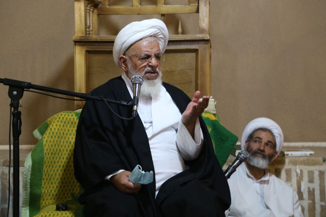 آیت الله فقیه خراسانی مجاهدی بزرگ در راه تبلیغ دین