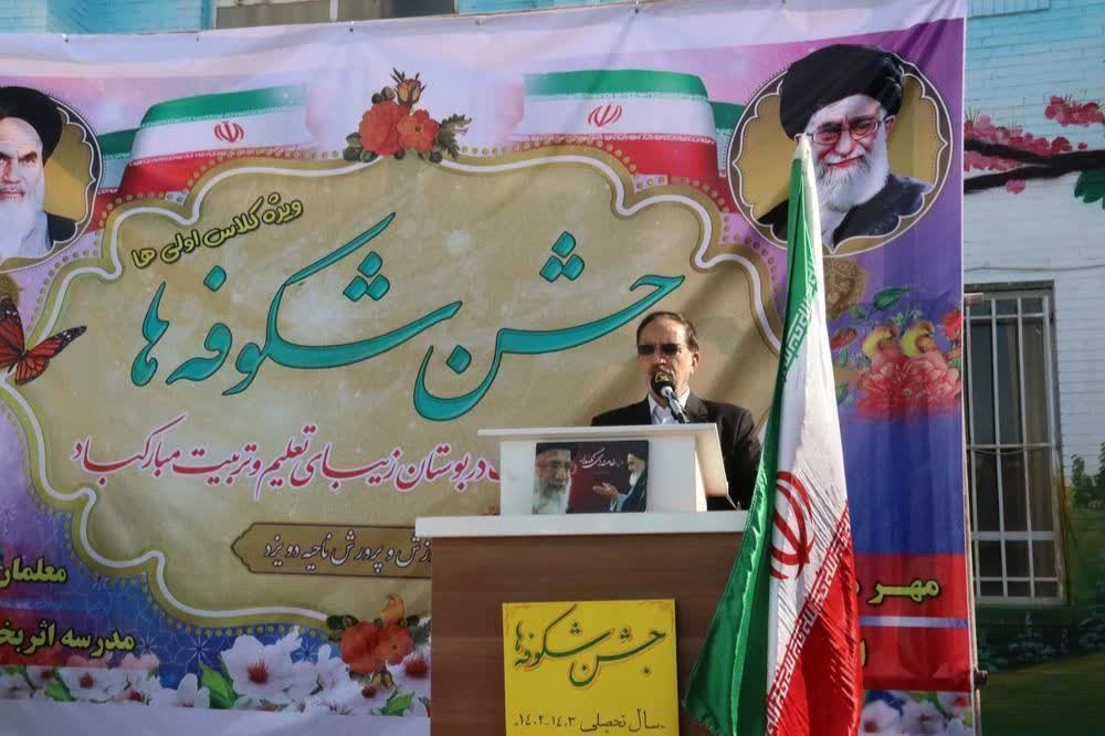 همراهی خانواده‌ها با آموزش‌وپرورش نقشه‌های دشمن را خنثی می‌کند
