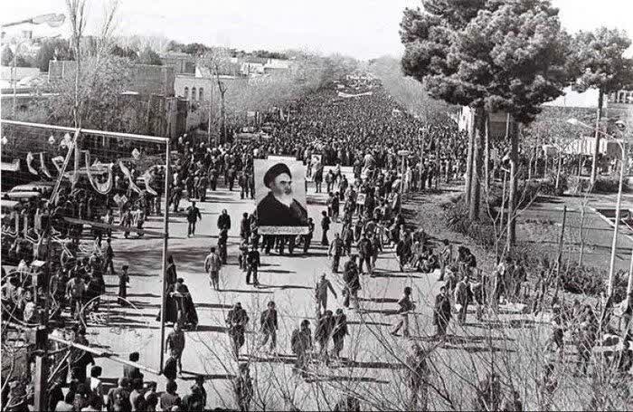 ‍ چرا دهم فروردین غریبانه!