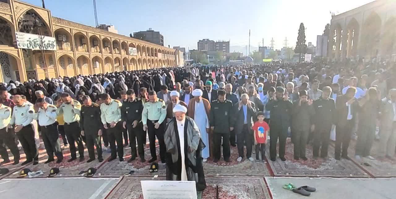 اقامه نماز عید سعید فطر در یزد