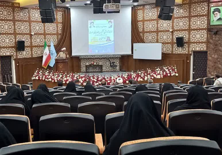 برگزاری کارگاه آموزشی کنشگران محلات کرامت با حضور دکتر مصطفی ملایی
