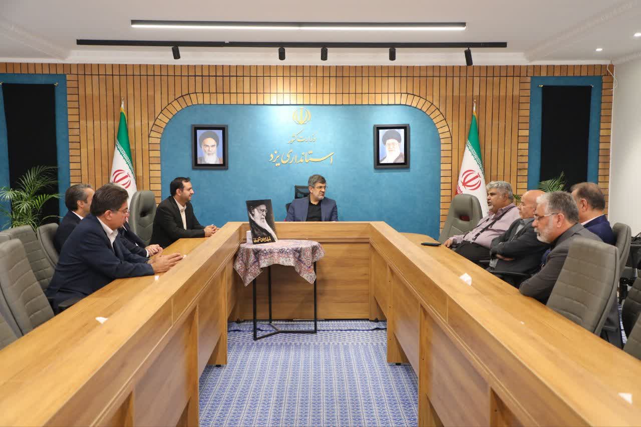 هم‌گرایی دولت و بخش خصوصی برای تحقق شعار سال