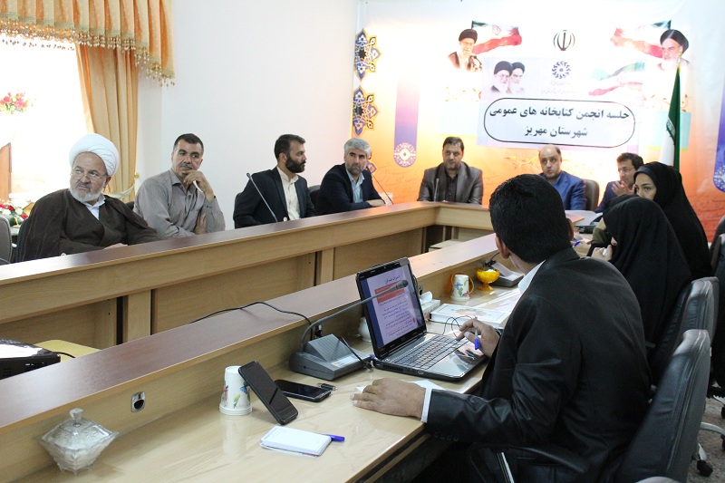 لزوم همکاری کتابخانه‌ها و مدارس برای ترویج فرهنگ کتابخوانی بین دانش‌آموزان 