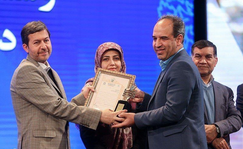 کسب رتبه برتر توسط استانداری یزد در ششمین جشنواره آموزش ، پژوهش و نوآوری در مدیریت شهری و روستایی کشور
