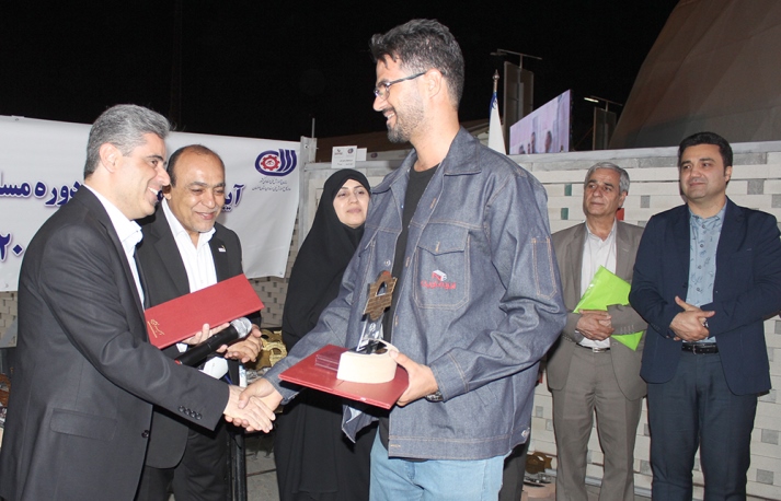کسب مدال طلای مسابقات آزاد مهارت نماچینی آجر اصفهان توسط شرکت کننده یزدی