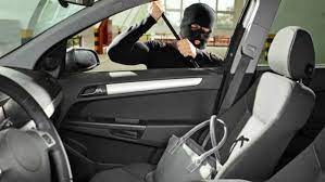 پايان کار سارقان محتويات داخل خودرو در يزد