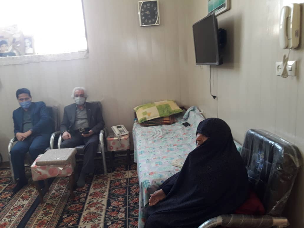 دیدار با مادران شهدا روستای رکنآباد به مناسبت میلاد حضرت فاطمه زهرا (س)