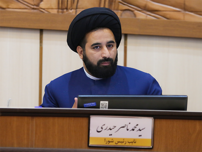 ایجاد موزه فرش، خودرو و بوستان فرهنگی تفریحی با تفاهم بین شهرداری و بنیاد مستضعفان