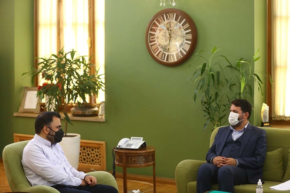 نشست مشترک استاندار یزد با وزیر ارتباطات و فناوری اطلاعات