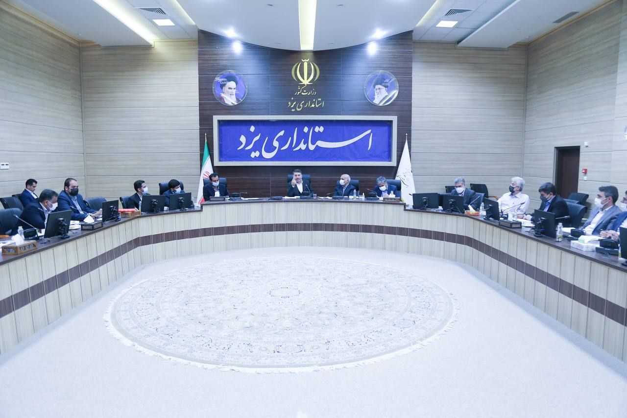 تمام بانکها موظف به تامین نقدینگی واحدهای تولیدی کالاهای اساسی مردم شدند
