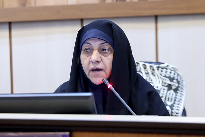 گلخانه شهرداری یزد به خودکفایی کامل رسیده است / تسریع در افتتاح بوستان بانوان خیرآباد و تعیین تکلیف اکوپارک ضروری است