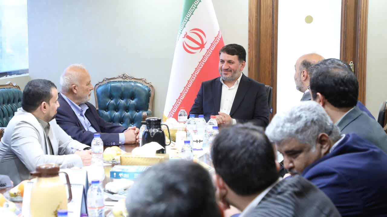 نشست استاندار یزد و هیات تجاری یمنی در راستای تقویت همکاری های مشترک/ گستر‌ش ارتباطات تجاری در دستور کار است