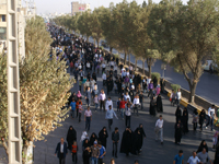  برگزاری همایش پیاده روی خانوادگی در شهرستان میبد 