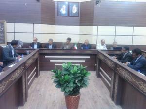 فرماندار مهریز تاکید کرد : قناتها شاهرگ حیاتی شهرستان مهریز هستند /باید سازه های تاریخی آبی کشاورزی را حفظ نمود 