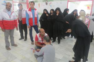 بازدید جمعی از اعضای جمعیت هلال احمر شهرستان بافق از مرکز نگهداری معلولان ذهنی نیلوفر