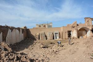 بازسازی مجدد خانه های تخریب شده در کنار مسجد ملااسماعیل از امروز آغاز شد