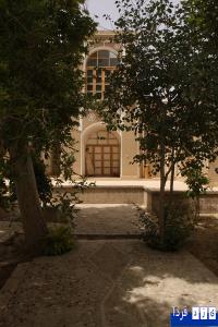 سفر به خاتم (9): گزارش تصویری :عمارتی قدیمی معروف به خانه دکترصالحی سفر به خاتم (9): گزارش تصویری :عمارتی قدیمی معروف به خانه دکترصالحی