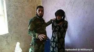 کتک خوردن عامل انتحاری زن نمای  داعش +عکس