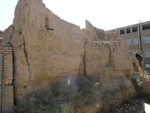 مرمت حصار تاریخی در اردکان 