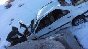 امدادرسانی به پنج مصدوم در حادثه سقوط خودرو به دره در 2 کیلومتری پیست سخوید