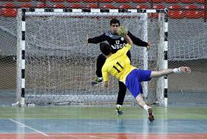 سنگ آهن بافق قهرمانی مسابقات هندبال منطقه شش جوانان کشور