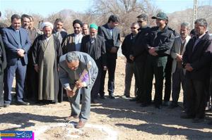 کلنگ گازرسانی به روستای صدرآباد ندوشن به زمین زده شد 