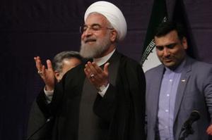 دکتر روحانی در جلسه توسعه ظرفیت‌های سرمایه‌گذاری استان یزد:اعتماد مردم به دولت و امید آنان به آینده، سرمایه اصلی دولت است