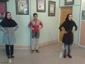 برگزاری کارگاه پرورش بدن و بیان در تالار هنر یزد 