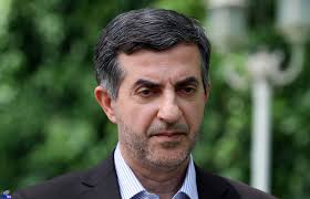 مشایی: در جلسه انتخاباتی احمدی نژاد سخنرانی نکردم/ کار سیاسی نمی کنم