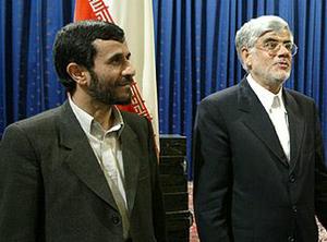 بازگشت احمدی‌نژاد، بازی سیاسی است/عارف شرکت نمی‌کند 