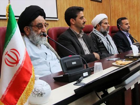 دیدار ائمه جمعه و روحانیت محترم شهرستان طبس با معاون استاندار و فرماندار ویژه این شهرستان(تصویری) دیدار ائمه جمعه و روحانیت محترم شهرستان طبس با معاون استاندار و فرماندار ویژه این شهرستان(تصویری)