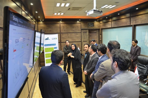 بازدید مدیر کل سازمان  فناوری اطلاعات و ارتباطات استان از  آزمایشگاه امنیت و کیفیت نرم افزار و مرکز مدیریت خدمات امنیتی پیشگامان