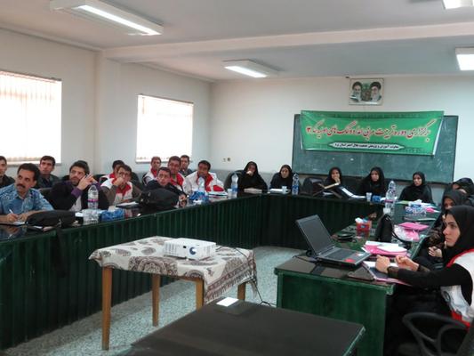 برگزاری دوره تربیت مربی امداد و کمک های اولیه کد ۳ در استان یزد