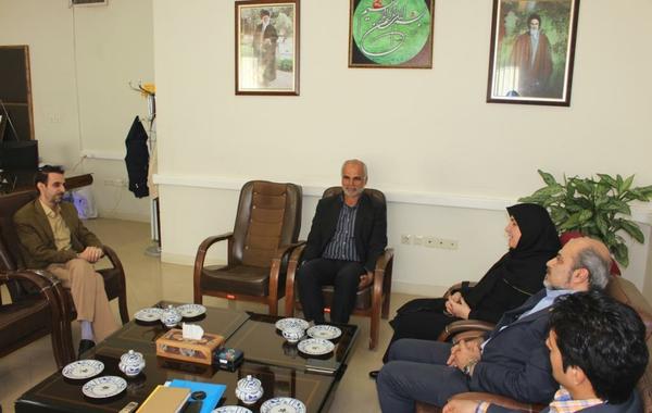 دیدارمشاور رسانه ای وزیر صنعت،معدن وتجارت با مدیرکل صداوسیماي استان يزد 