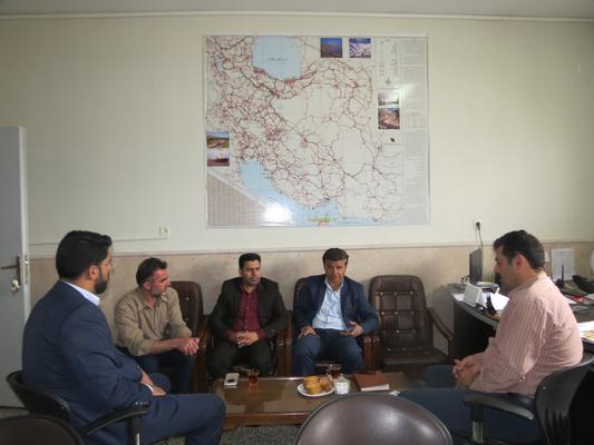 نشست مشترک مسئولین جمعیت هلال احمر و کمیته امداد امام خمینی شهرستان مهریز