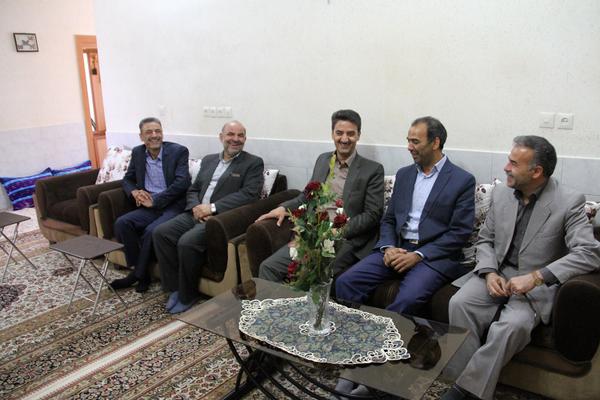 دیدار و سرکشی از جانبازان و آزادگان شاغل و بازنشسته فرمانداری ویژه شهرستان طبس بمناسبت سالروز میلاد با سعادت حضرت ابالفضل (ع)وروز جانباز