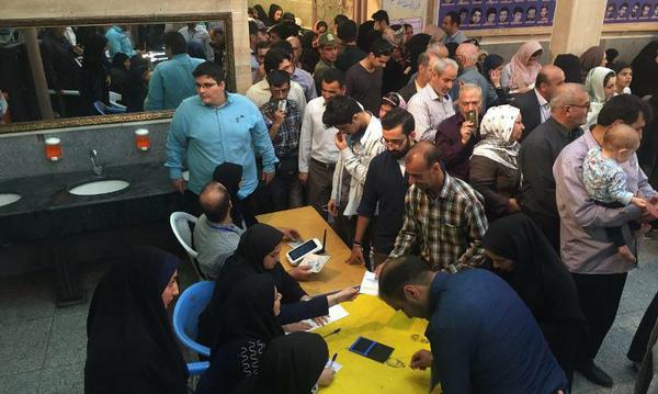 شرکت بیش از ۲۰۰ هزار نفر در انتخابات استان یزد تاکنون
