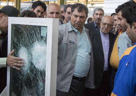  16 خط تولید صنایع جانبی شیشه در اردکان بهره برداری شد