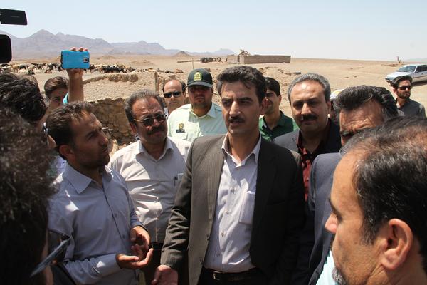 تقدیر عشایر منطقه یخاب از جناب اقای مهندس طلایی  مقدم معاون استاندار وفرماندار ویژه شهرستان طبس
