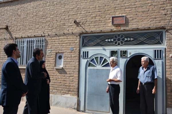  «پلاک ماندگار» بر سردر خانه‌های هنرمندان یزد نصب شد